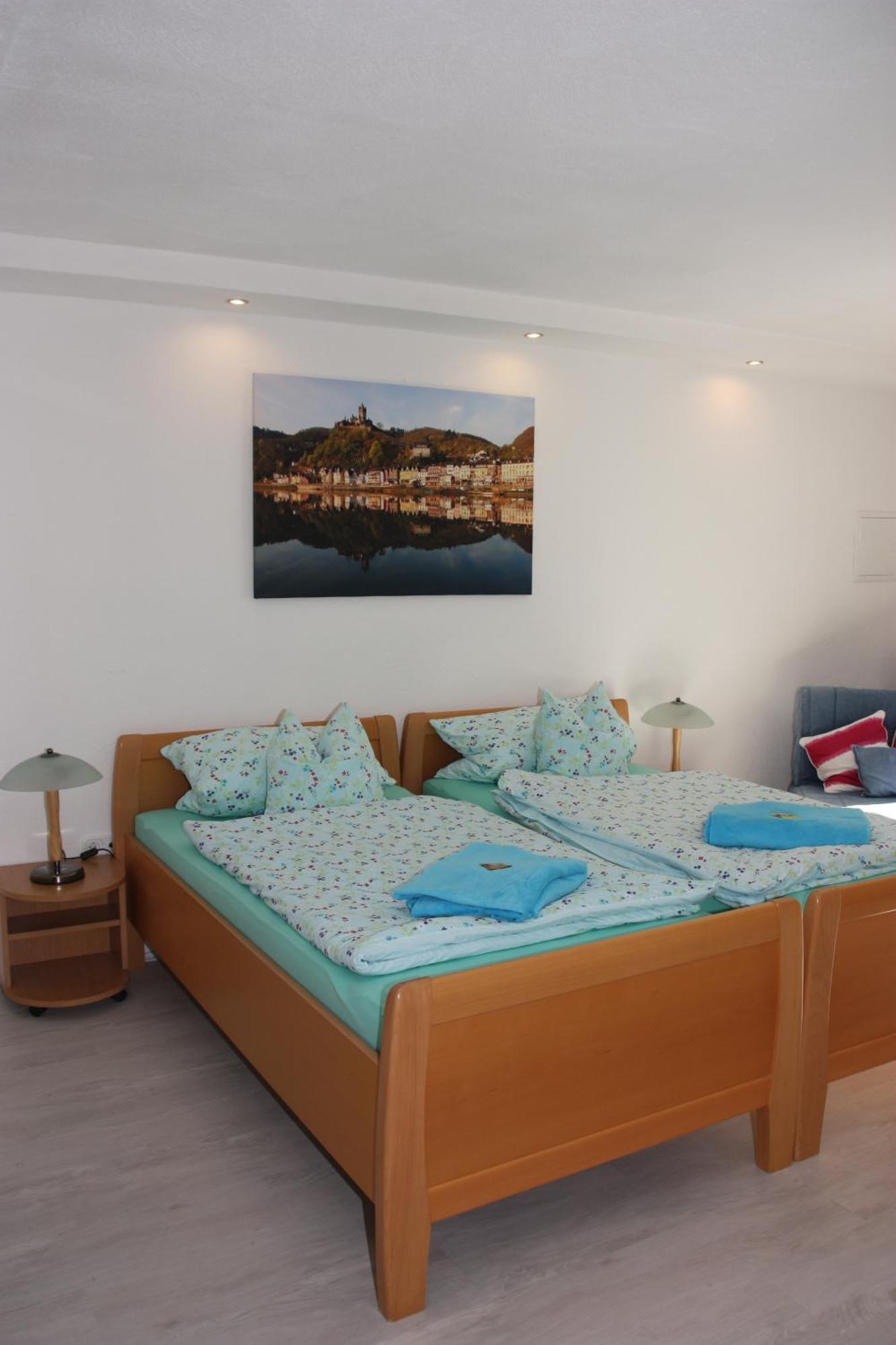 Pension Camping Schausten Cochem Esterno foto