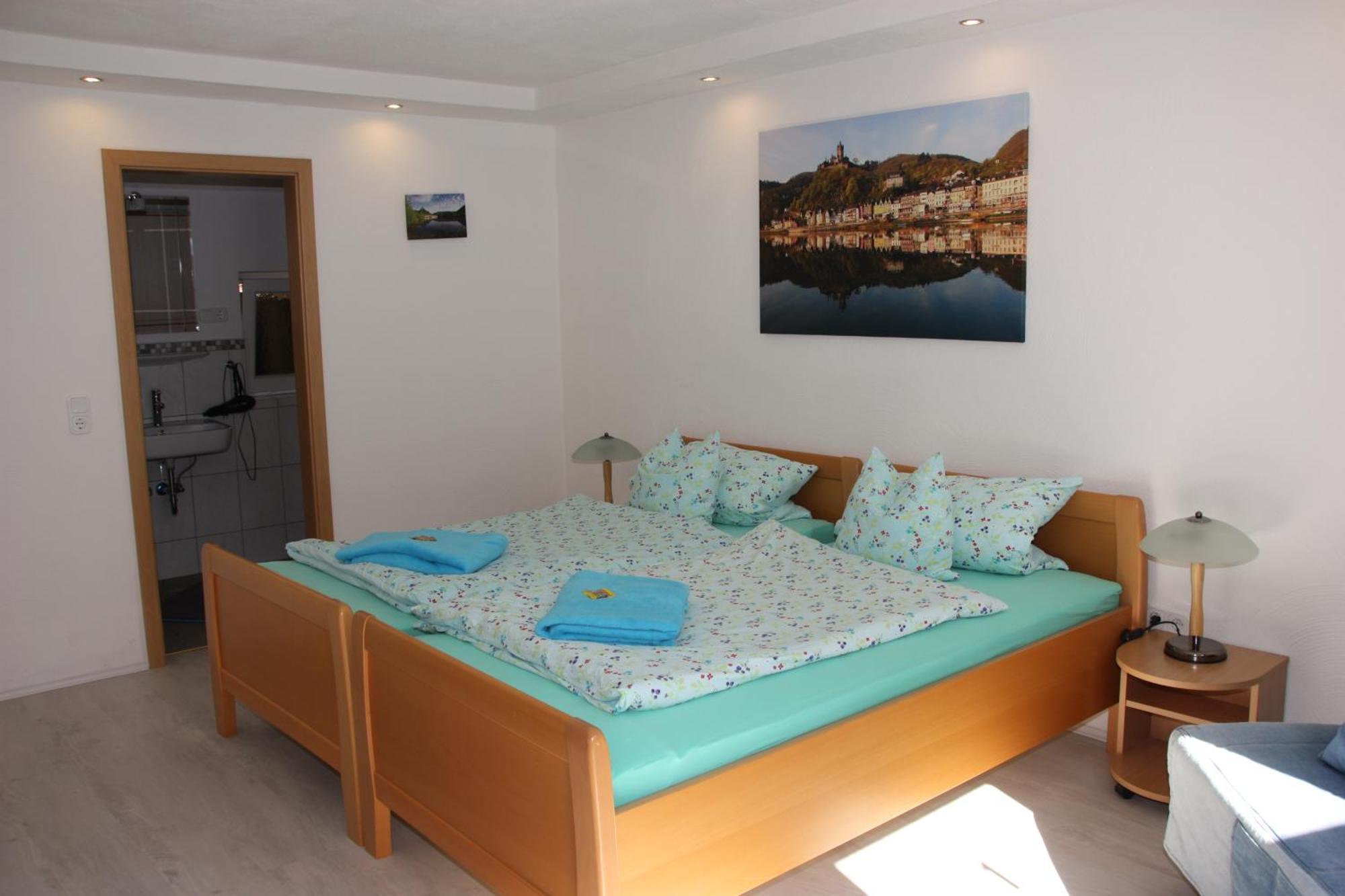 Pension Camping Schausten Cochem Esterno foto