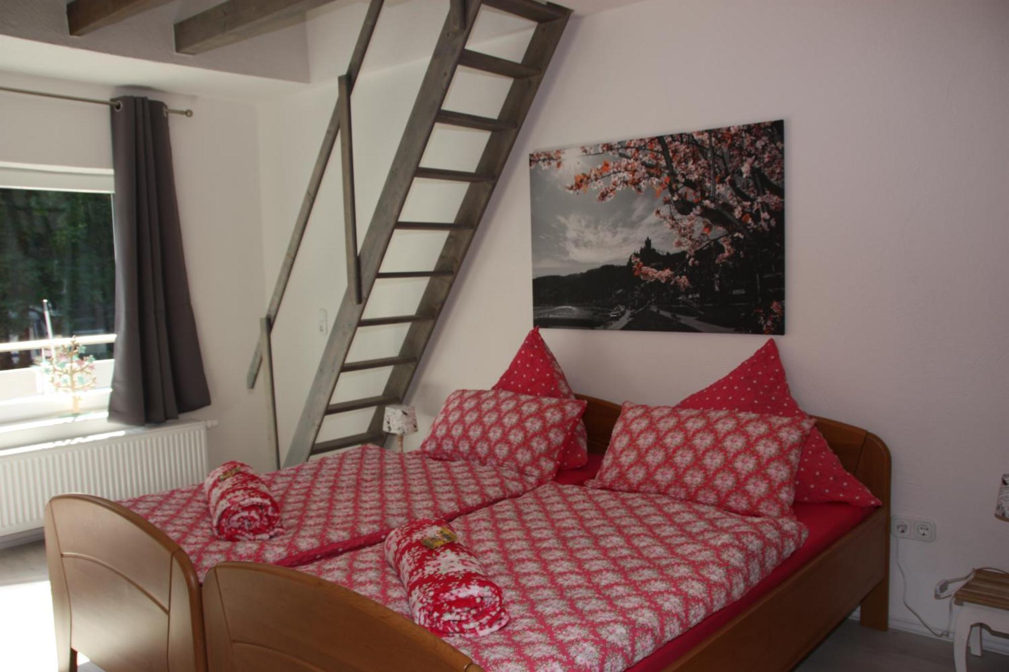 Pension Camping Schausten Cochem Esterno foto