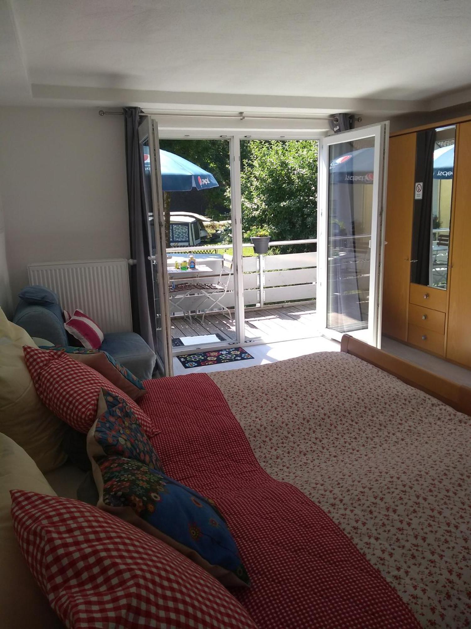 Pension Camping Schausten Cochem Esterno foto